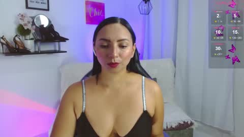 Emmi Cam online show from June 30, 1:10 pm