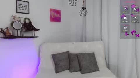 Emmi Cam online show from July 6, 1:08 pm