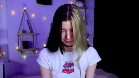 emmie_everly online show from October 15, 7:15 pm