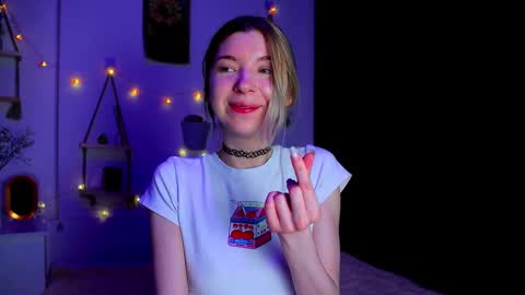 emmie_everly online show from October 18, 7:29 pm