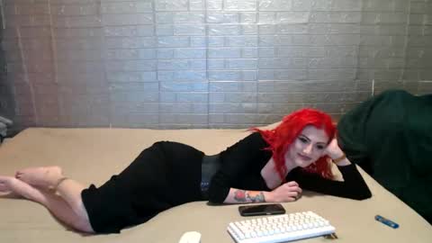 Emmily000 online show from February 21, 6:11 pm