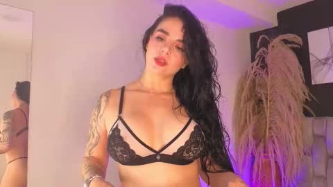 emmy_danielss online show from February 6, 12:41 pm