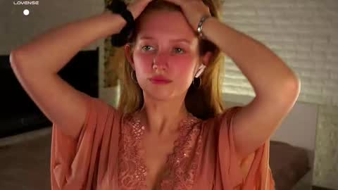 Emmy online show from September 14, 1:34 pm