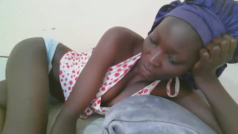 empress_ivy1 online show from April 16, 5:07 am