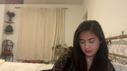 empressmonaa online show from April 15, 2:37 am