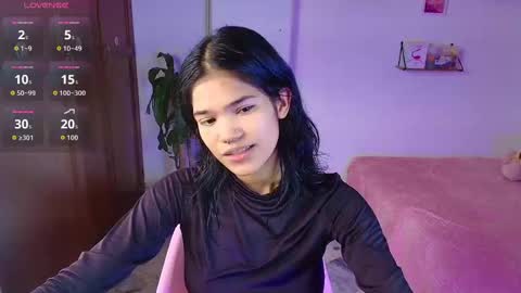 emycarver09 online show from October 30, 12:06 pm