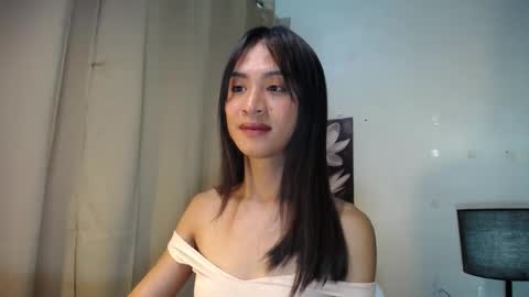 enchantriss69 online show from January 22, 2:15 am