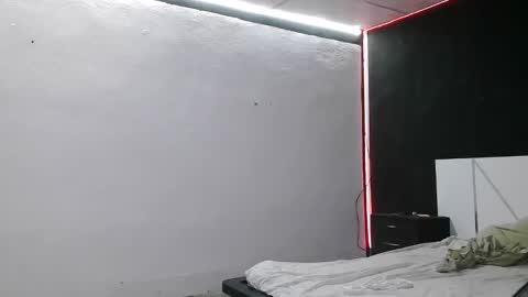 enchatted_joshi online show from February 26, 3:26 pm