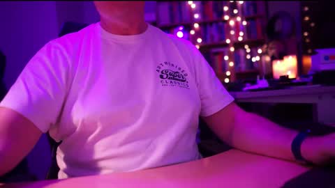 uk online show from September 19, 7:28 pm