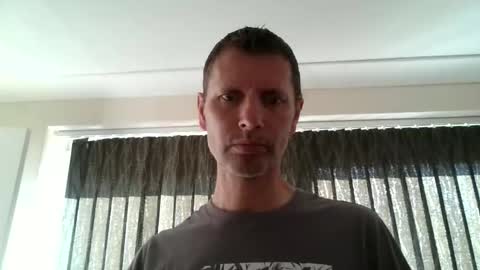 EnglishGuy183 online show from April 14, 9:01 am