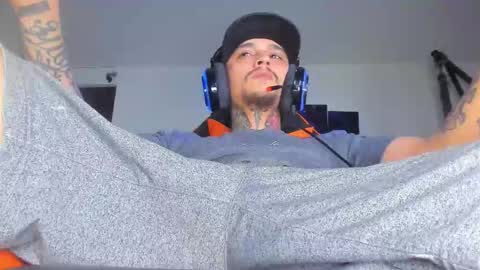 enjoymycock99 online show from November 1, 5:17 am