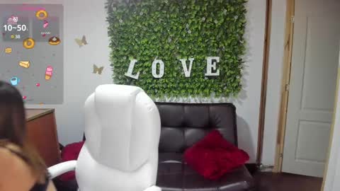 Enma clark online show from March 3, 7:07 pm