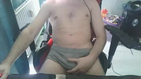 enriquexxx21xxx online show from October 18, 1:48 pm