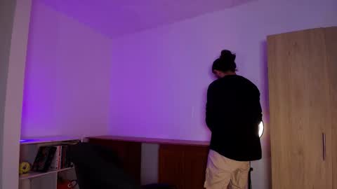 enzo_moretii online show from November 11, 11:29 pm