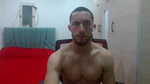 enzo_savage online show from November 12, 4:42 pm