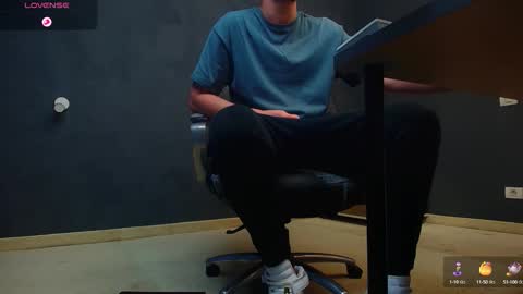 EnzoRace online show from October 15, 10:05 am