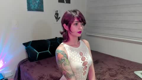 Snapshot of ephemeral_hot chatting on October 3, 1:15 am Leyla online show from October 3, 1:15 am