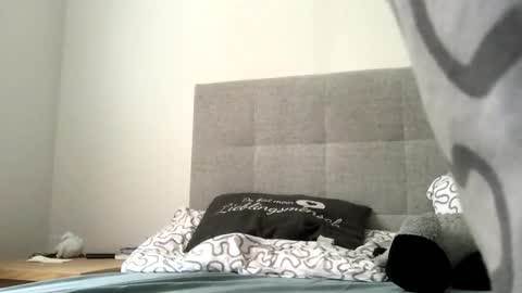 eric123754216 online show from May 11, 4:04 pm