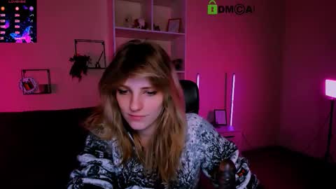 your dear Erica  online show from October 14, 5:54 am