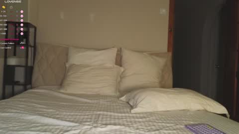 Call me Erica online show from October 14, 1:25 pm