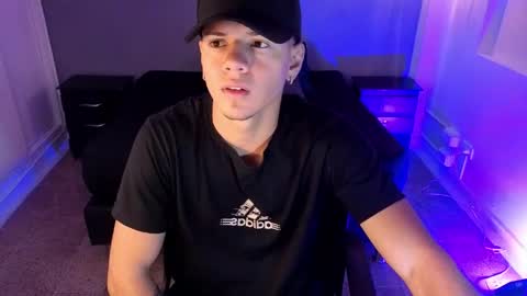 Erick  online show from April 20, 12:30 pm