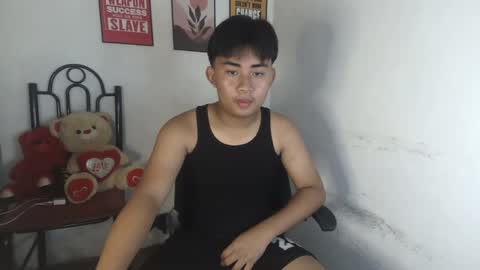 erick_cummer30 online show from April 18, 1:40 am