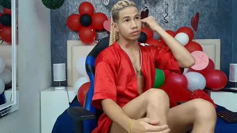   online show from February 15, 6:15 am