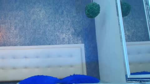 Snapshot of erick_zhimerman chatting on October 22, 4:04 am online show from October 22, 4:04 am