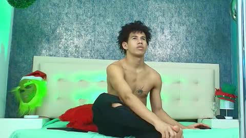   online show from November 30, 6:42 am