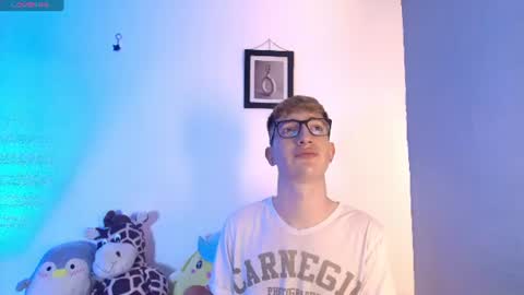 I am Erik online show from June 10, 8:29 pm