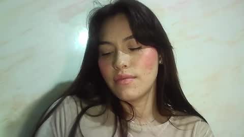 Erika online show from April 19, 6:10 pm