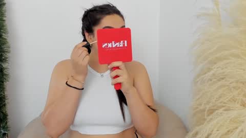 Erika Mendez online show from December 26, 8:32 pm