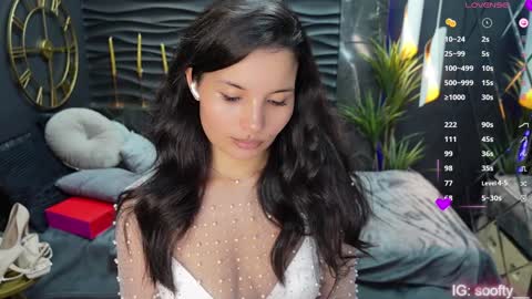 Snapshot of erika_soft chatting on January 15, 9:13 am Erika online show from January 15, 9:13 am