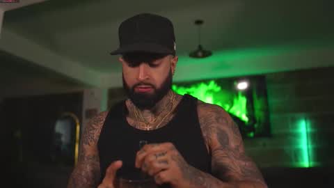 EROS DARK online show from March 30, 6:46 am