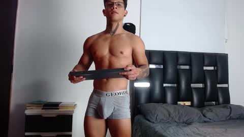 Eros online show from November 10, 6:32 pm