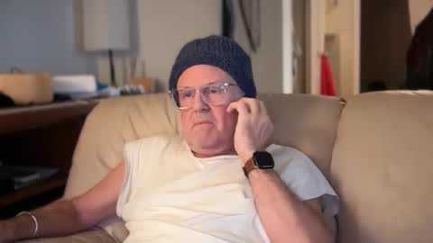 eros online show from November 22, 9:13 pm