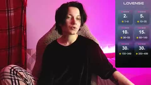 esajukyy online show from November 20, 11:31 am