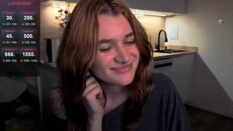 EshleGreen online show from March 8, 2:15 am