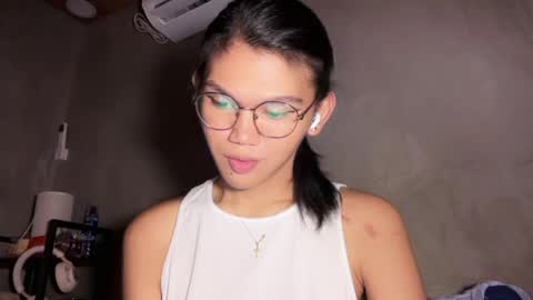 Chelliane online show from April 25, 6:26 am