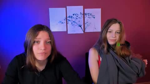 esme_moore_ online show from October 26, 9:54 am