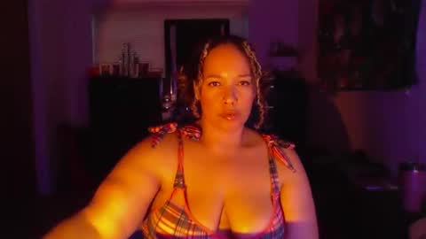 Esme Luv online show from October 14, 10:57 pm