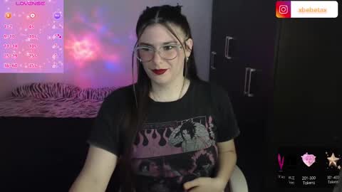 Snapshot of espagamer5 chatting on February 11, 2:03 am Xbebetax online show from February 11, 2:03 am
