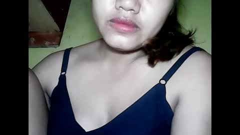 especialgirl_28 online show from December 13, 5:43 pm