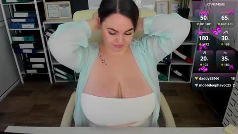 Ava online show from November 21, 2:31 am