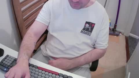 Morph online show from April 21, 8:27 pm