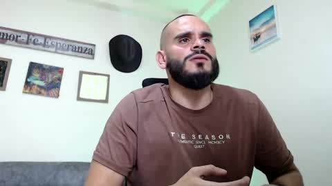 Esteban Fernandez online show from May 20, 12:29 am