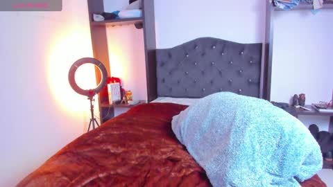 ESTEBAN online show from December 19, 10:21 pm