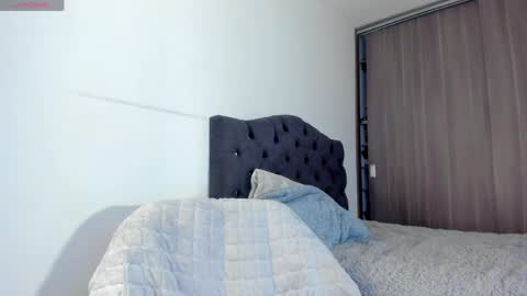 ESTEBAN online show from April 8, 10:35 pm