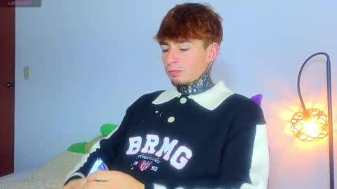 Esteban independent model online show from December 2, 11:19 am