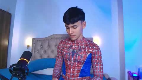 Esteban online show from September 30, 1:32 pm